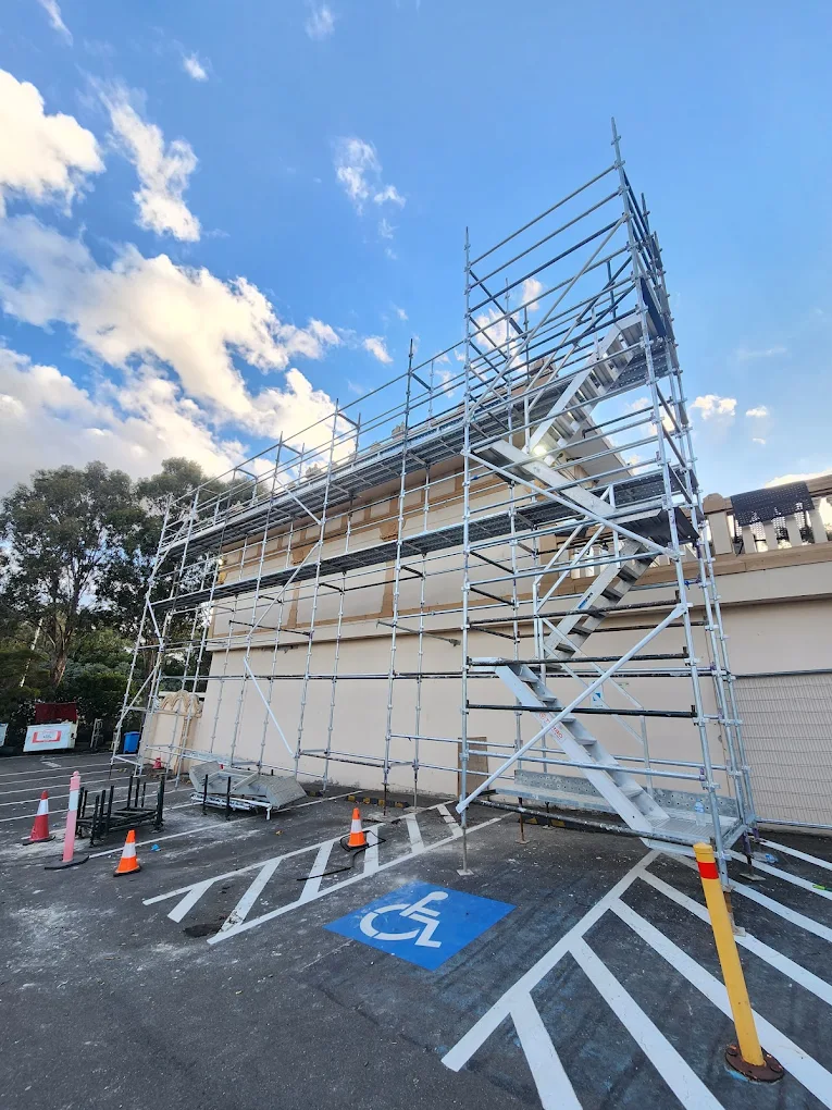 Industrial scaffolding by Everest Scaffolding